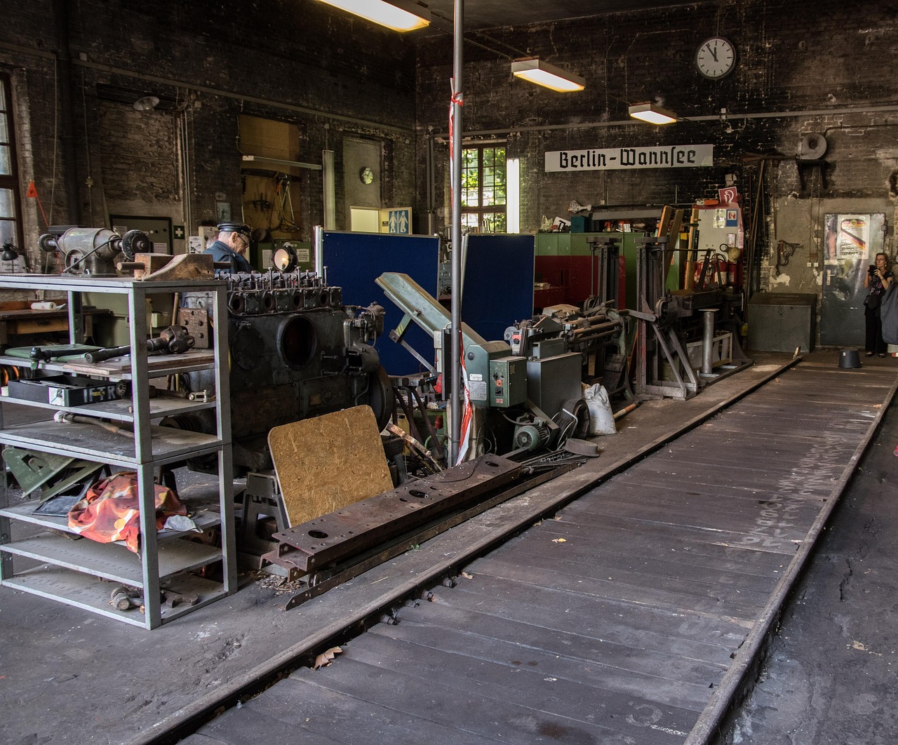 技术支持辅助行业中的技术优势和劣势