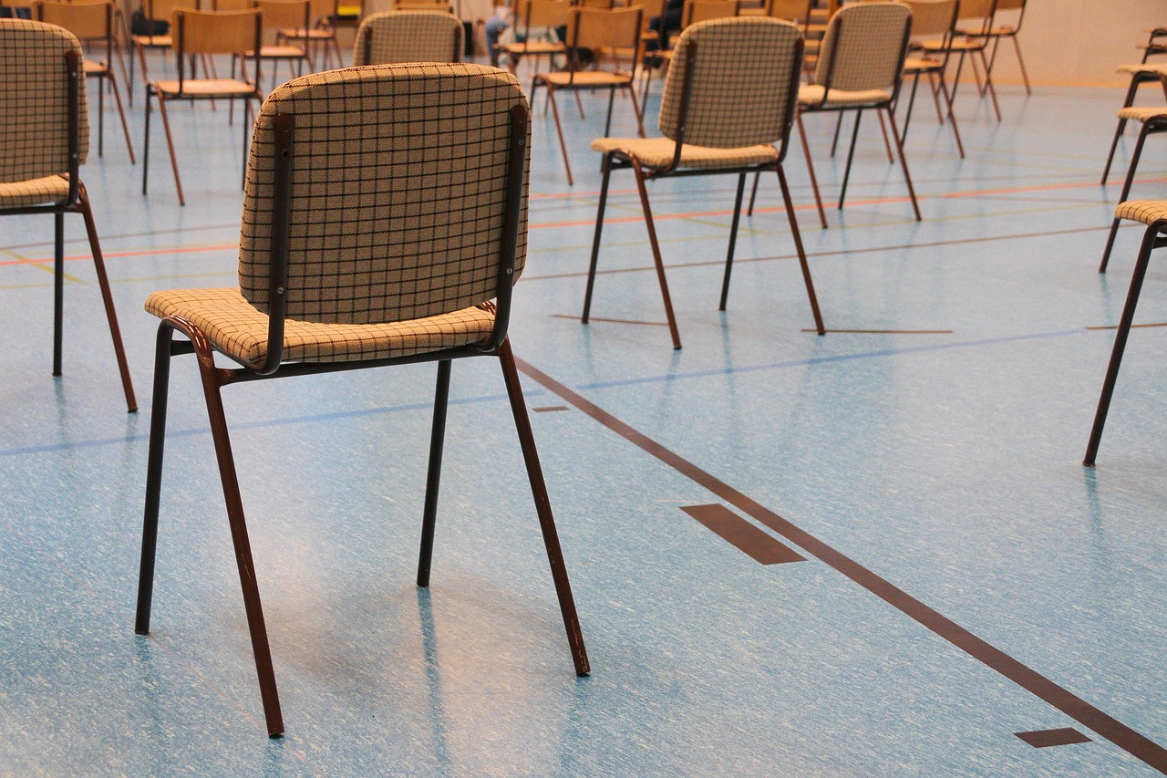 QQ实名账号：青浦区注册代理记账价格