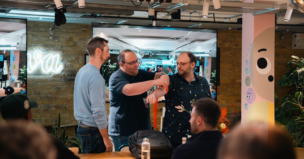 VX小号买卖：流量卡误区分析：使用过程中你要注意哪些地方？